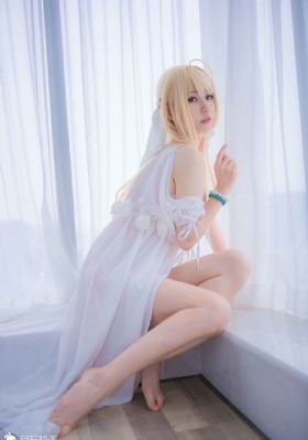 宇能鸿一郎之桃子