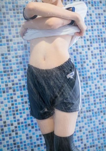 丰满女老板90分钟