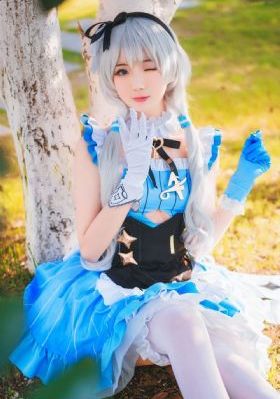 暗与帽子与书