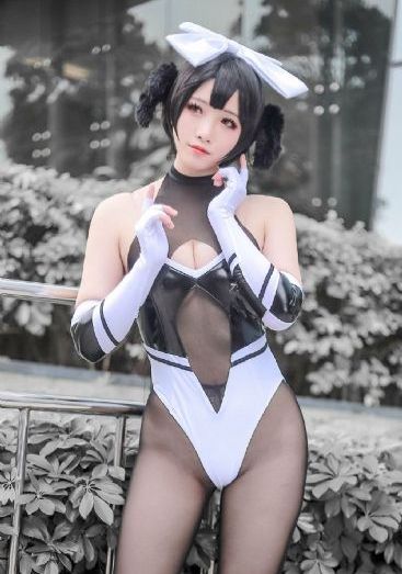 亚洲精品水蜜桃